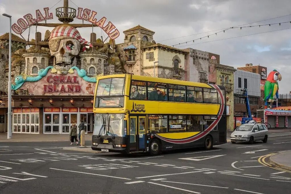 The Royal Alexandra 42/52