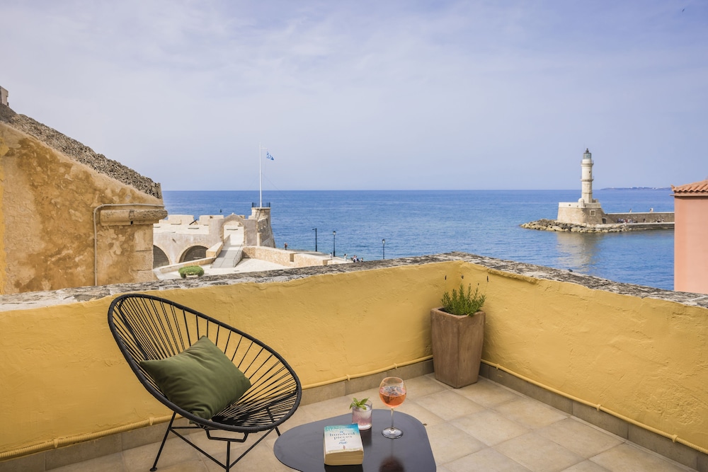 Alcanea Boutique Hotel 64/69