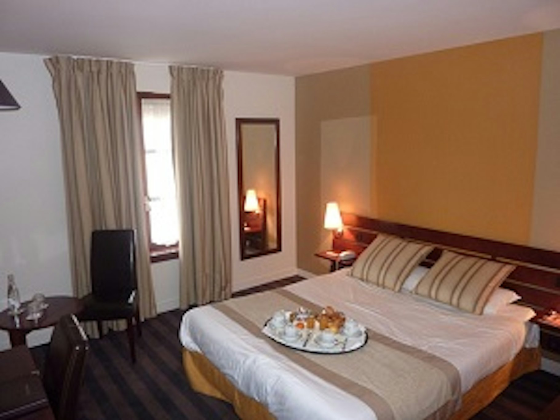 La Petite Rade Hotel 8/38