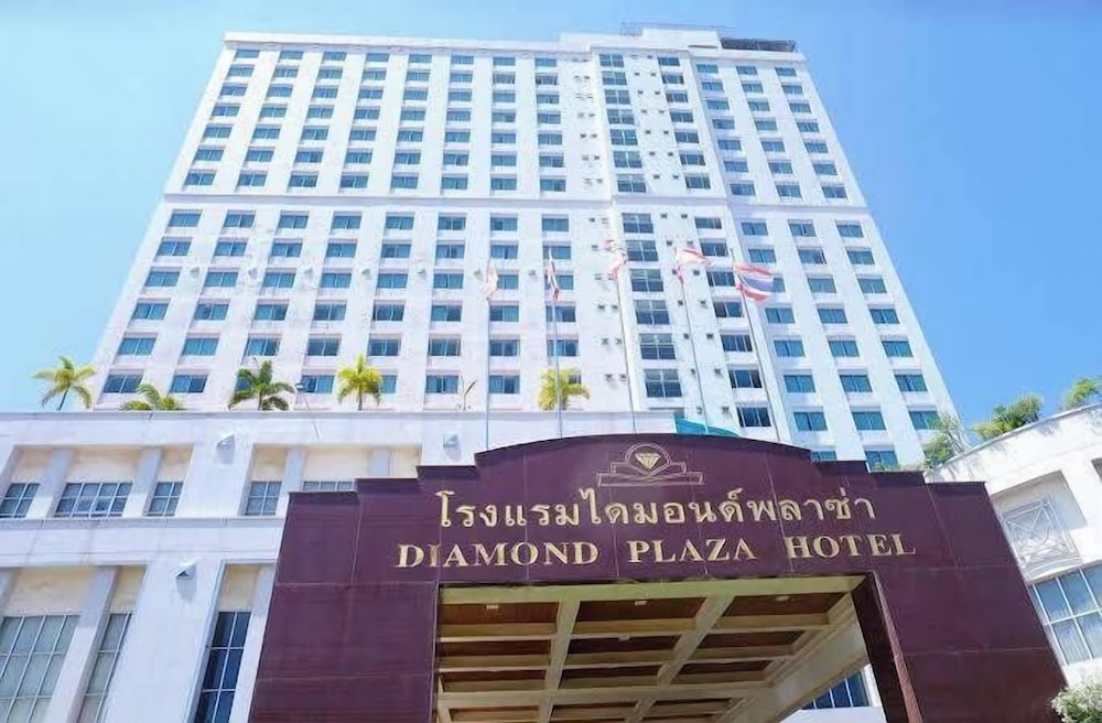 Diamond Plaza Hotel Suratthani 3/50