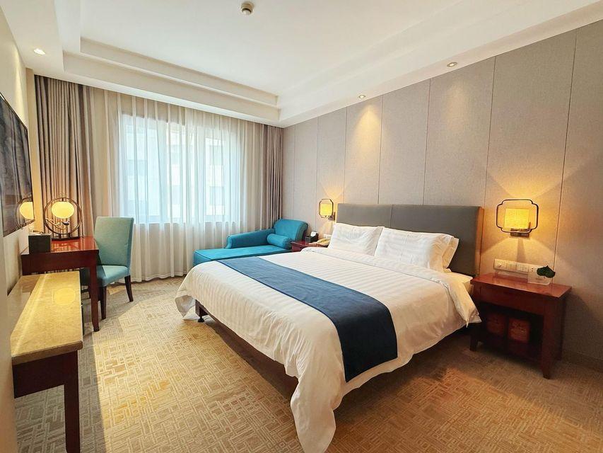 Vip, Queen Bed