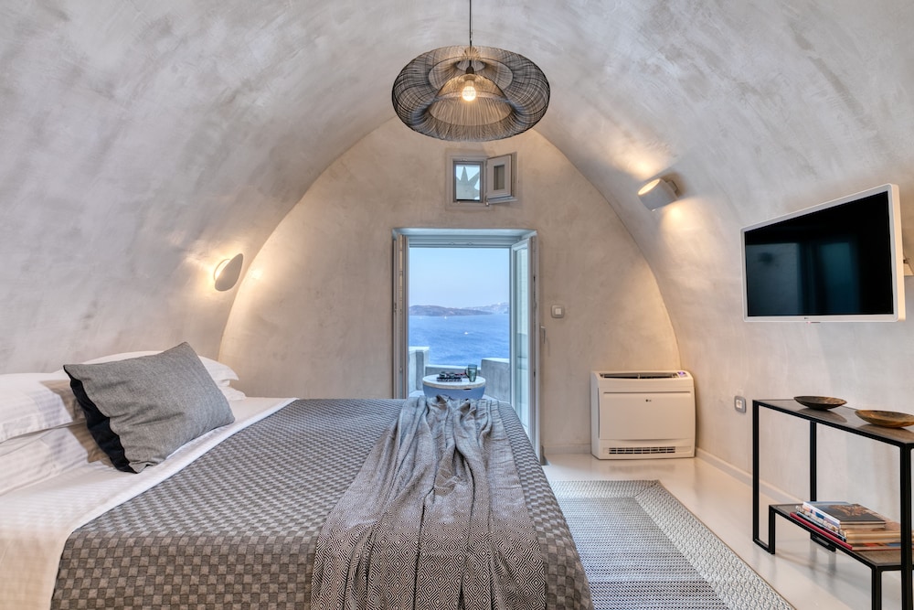 TRADITIONAL, HOUSE, SEA VIEW, JETTED TUB
