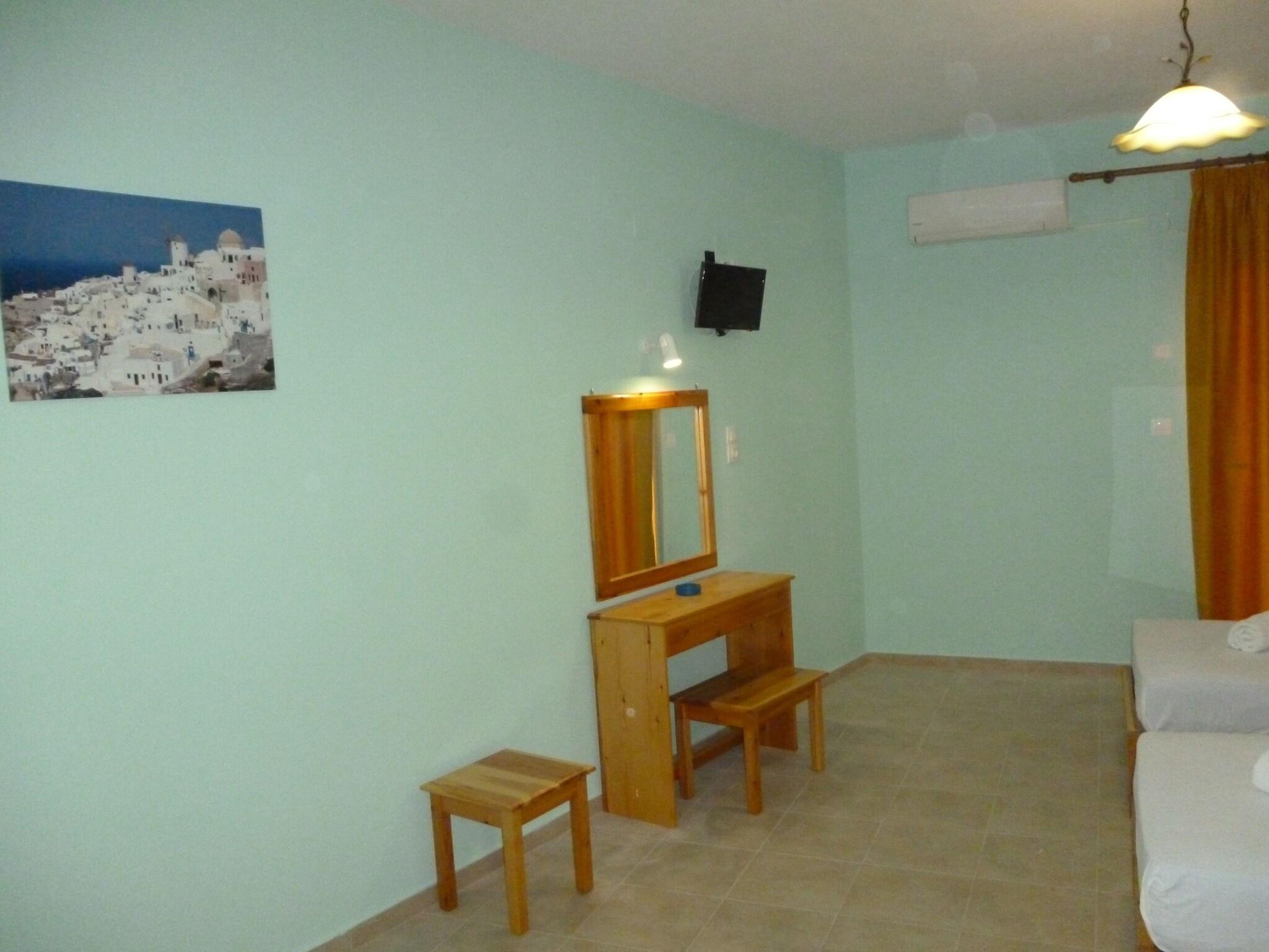Alexandros Guest House 12/16