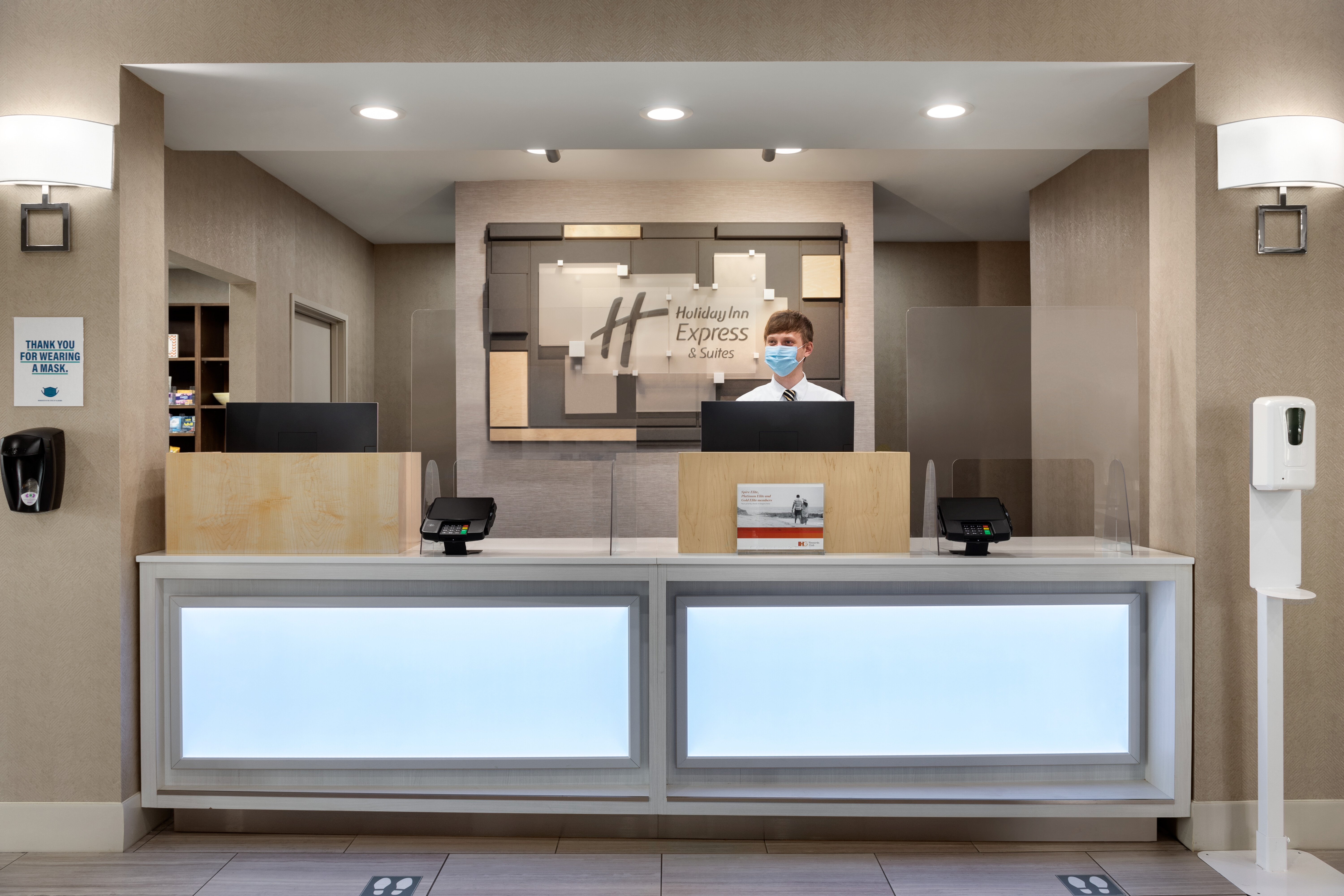 Holiday Inn Express Hotel Suites Auburn University Area 3/53