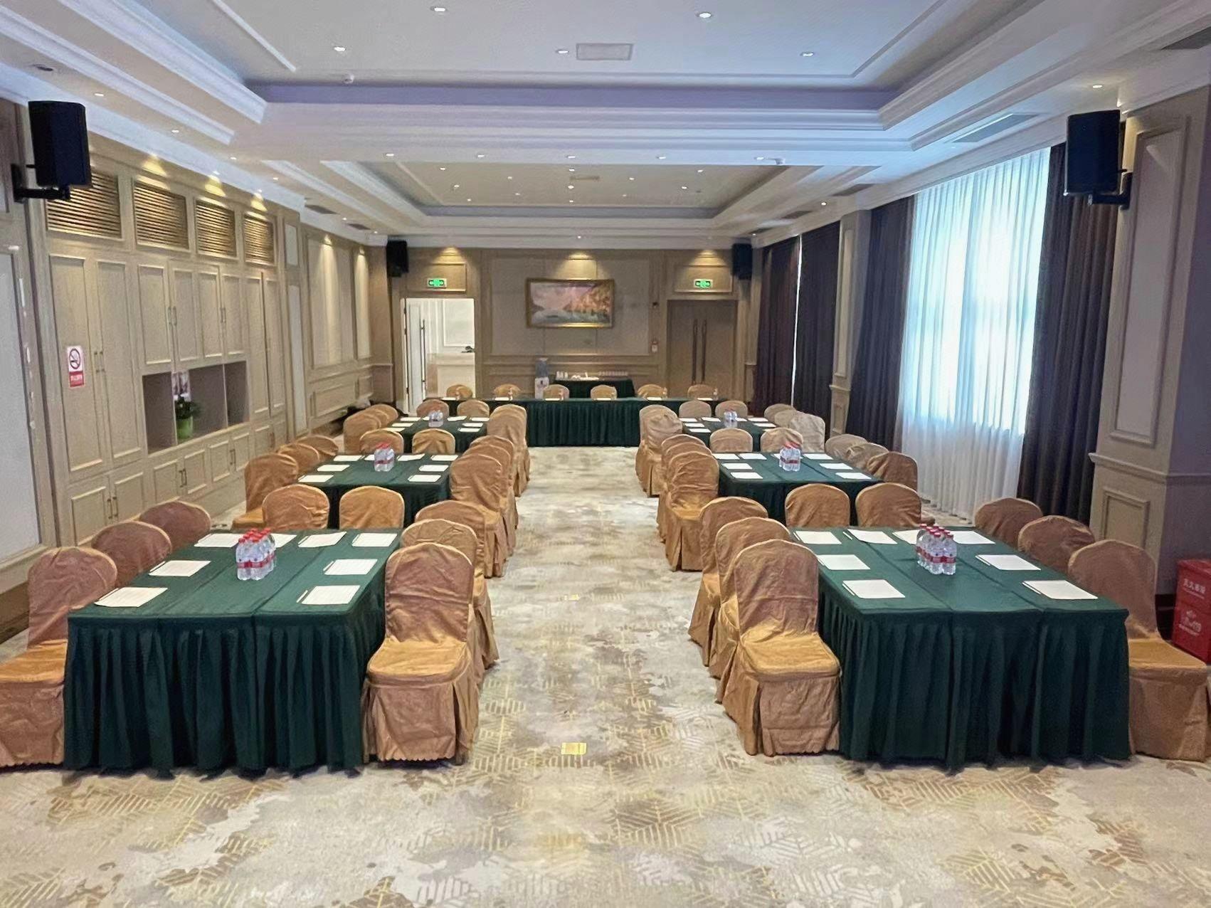 Vienna Hotel (Shenzhen Pingshan Longtian Small Town) 46/53
