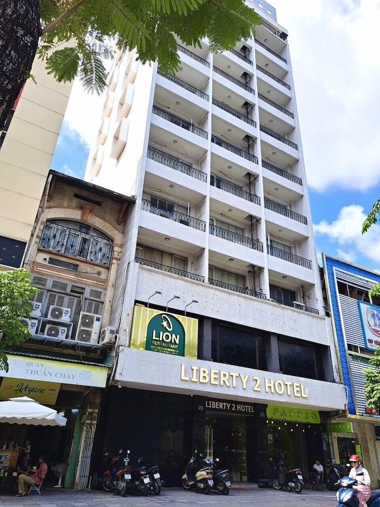 Liberty 2 Hotel 4/62