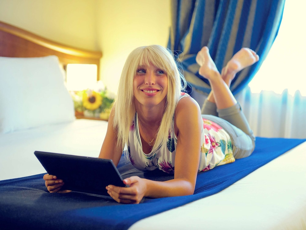 Mercure Genova San Biagio 35/72