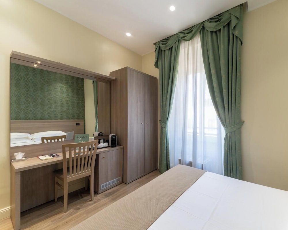 HOTIDAY Room Collection - Roma Porta Pia 16/50