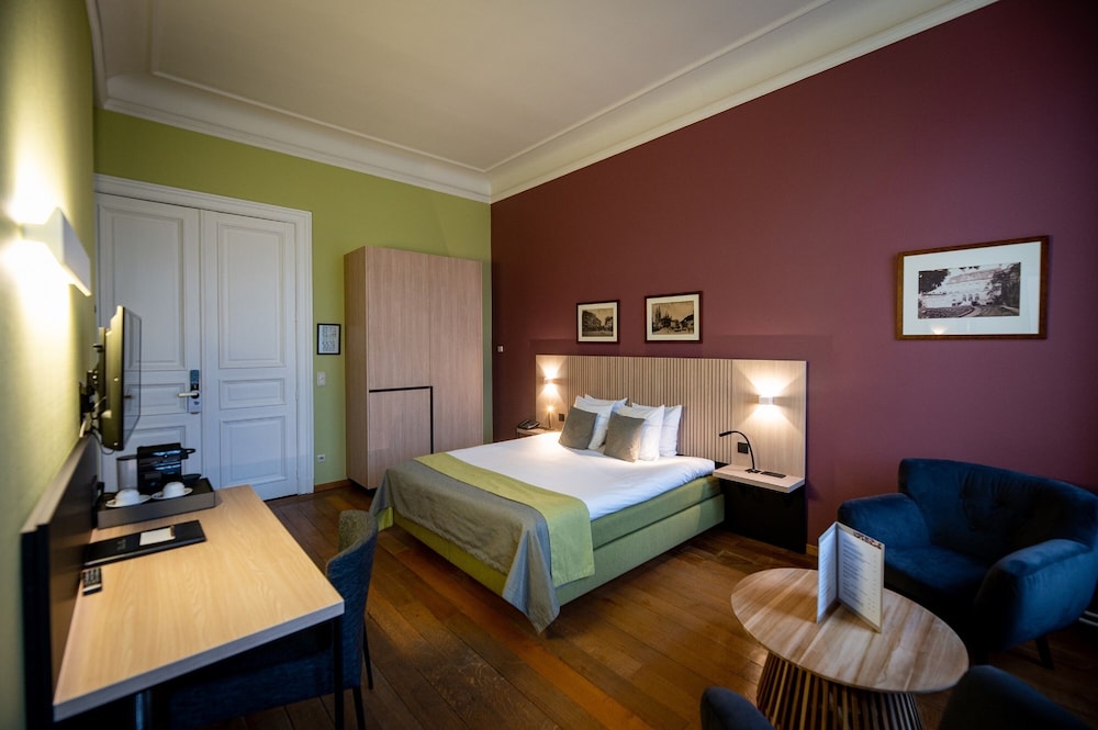 rooms