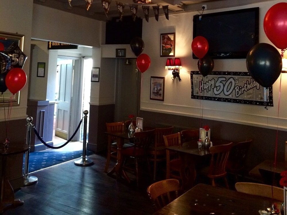The Swan Inn 26/32