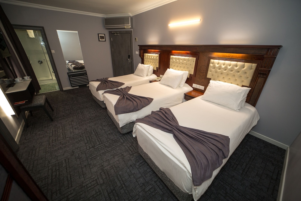 Funda Hotel 9/50