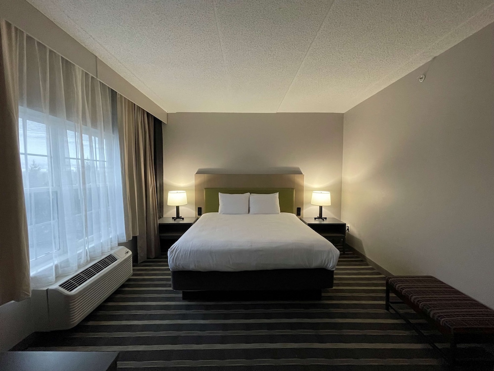 Parkview Inn & Suites, Lancaster Amish Country, PA 6/26