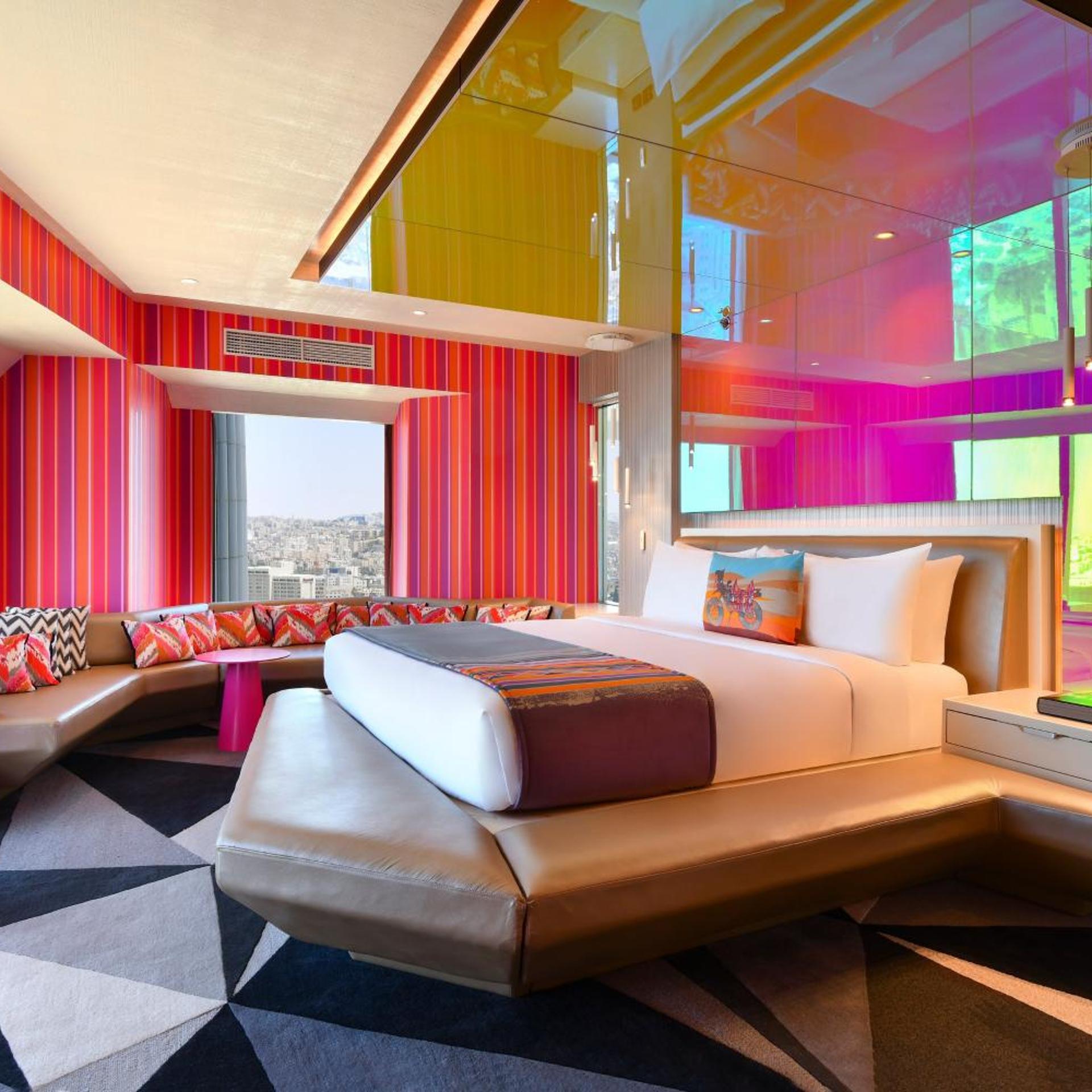 Penthouse Suite, King Bed, City View, High Floor, Corner