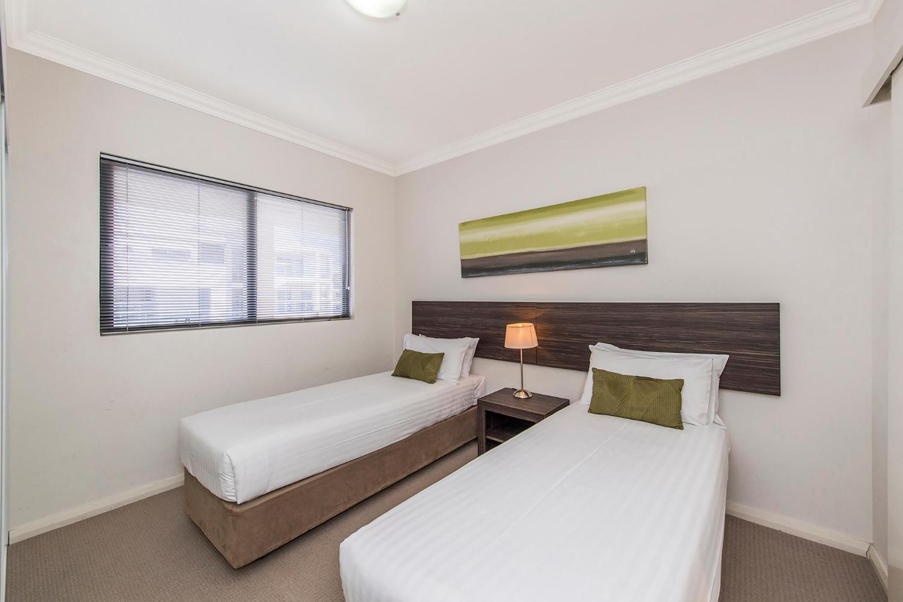 Dolphin Quay Apartments 13/71