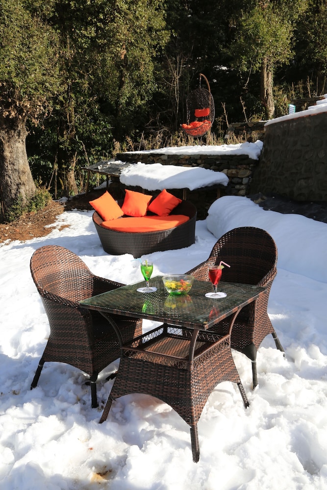 Aamari Resorts 46/51