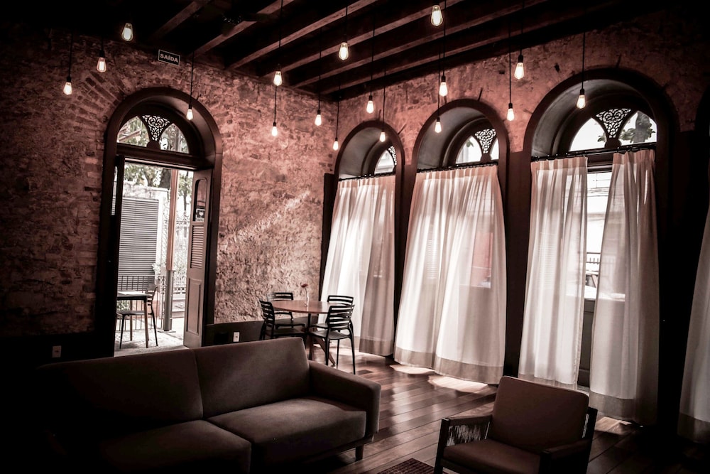 Villa 25 Hostel & Suites 56/69
