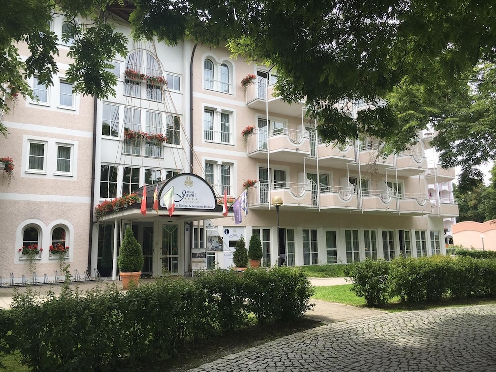 Hotel Juwel 3/31