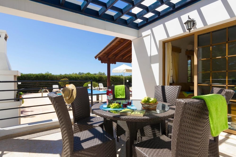 Panareti Coral Bay Resort 55/68