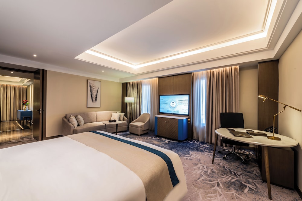 Imperial, Suite, Twin Beds, 2 King Beds
