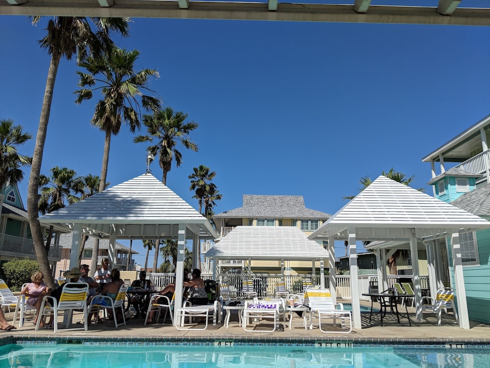 Seashell Village Resort 68/70
