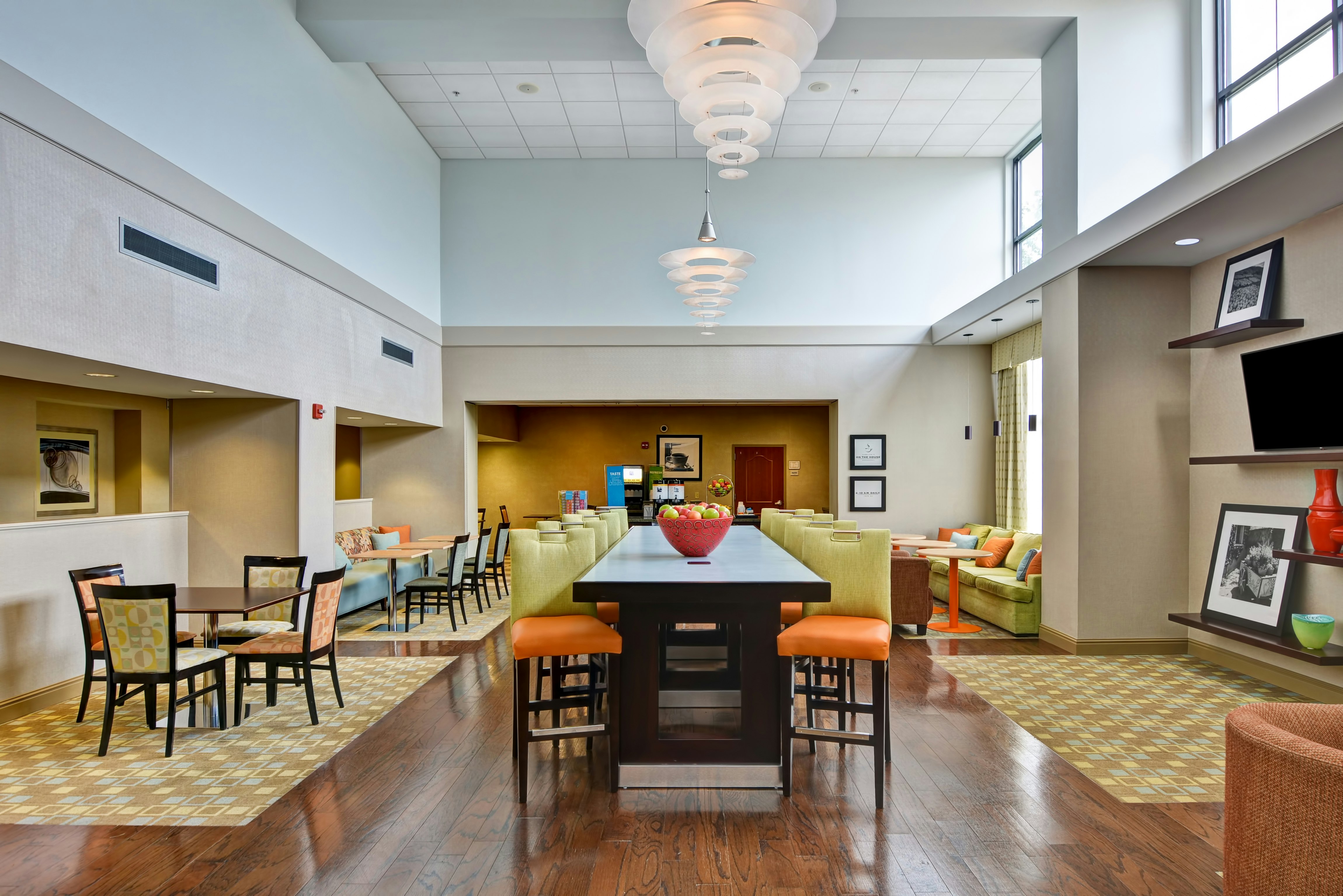 Hampton Inn and Suites Wilkes-Barre Scranton 16/34