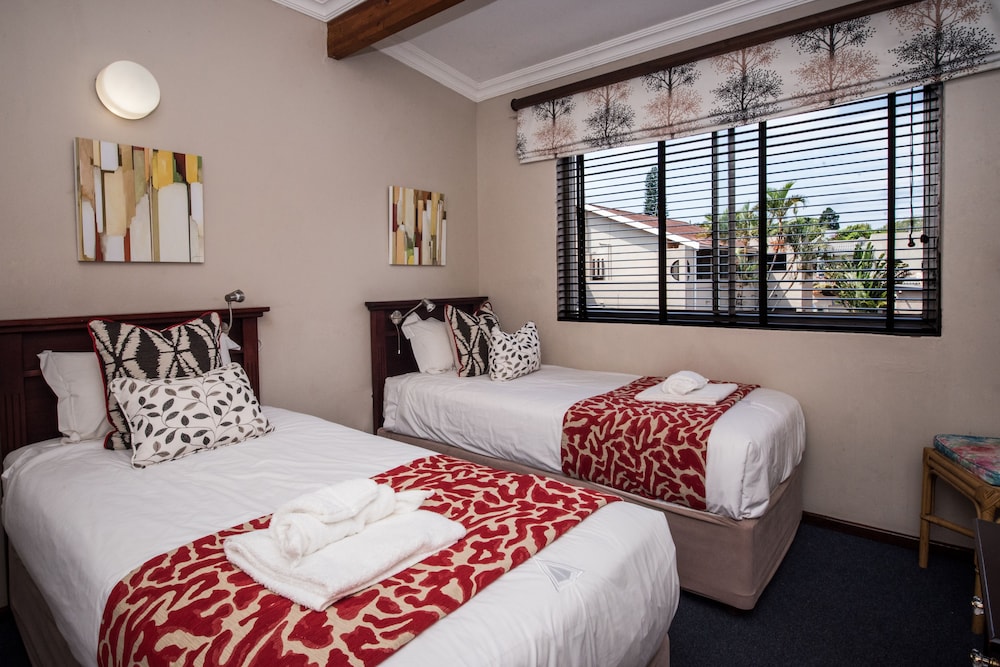 Lake View Cabanas 17/69