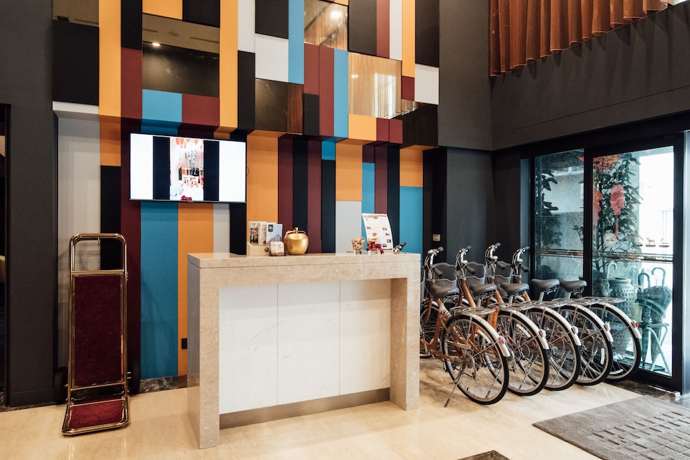 Hotel Sukimi 12/60