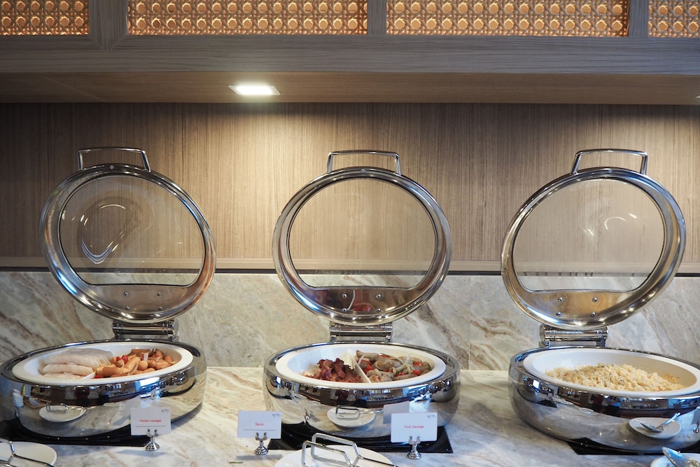 Eleven Bangkok Sukhumvit 11 by Kingston Hotels 46/73