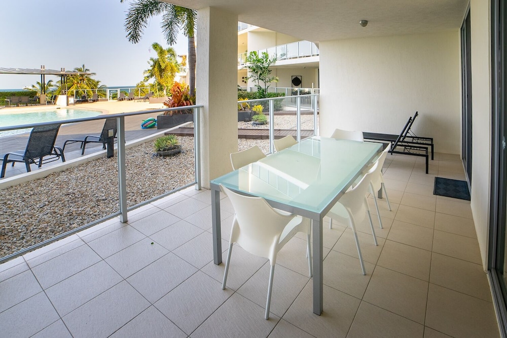 Vue Apartments Trinity Beach 23/50