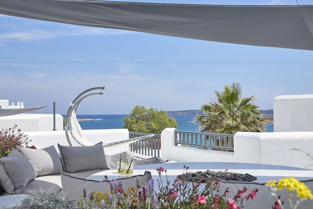 Parian Boutique Hotel 7/48