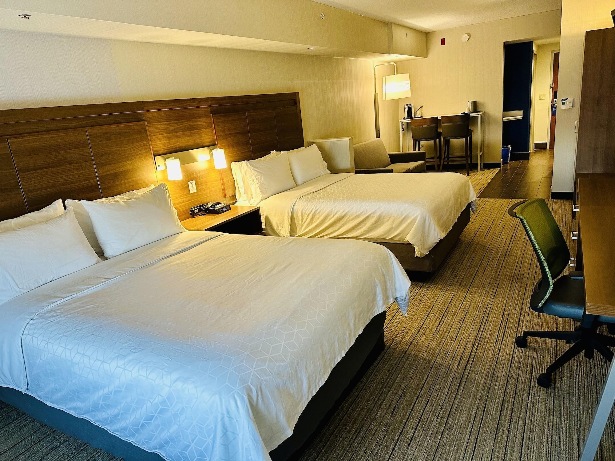 Suite, Multiple Beds