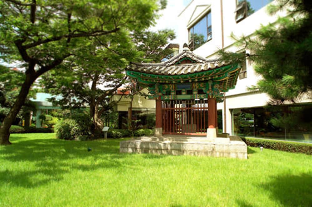 Onyang Hot Spring Hotel 41/42