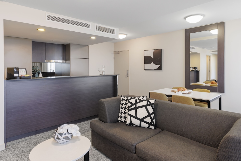 Punthill Norwest 11/70