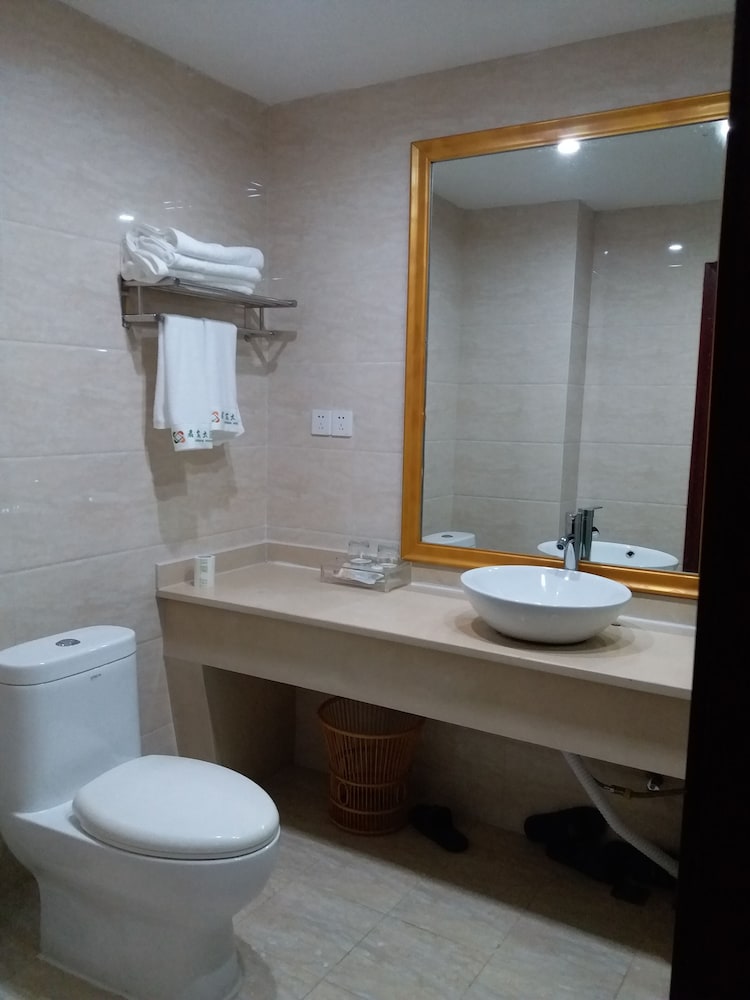Hukou Jun'an Hotel 18/21