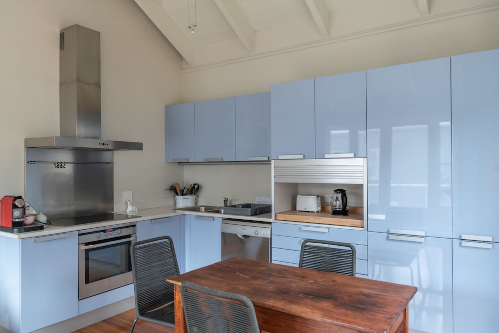 The Majestic Apartment 40/50