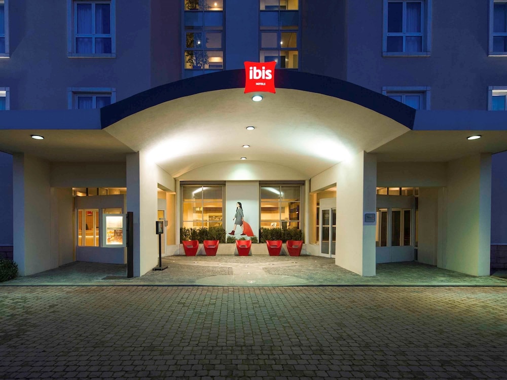 Ibis Florence North Airport Hotel 3/65