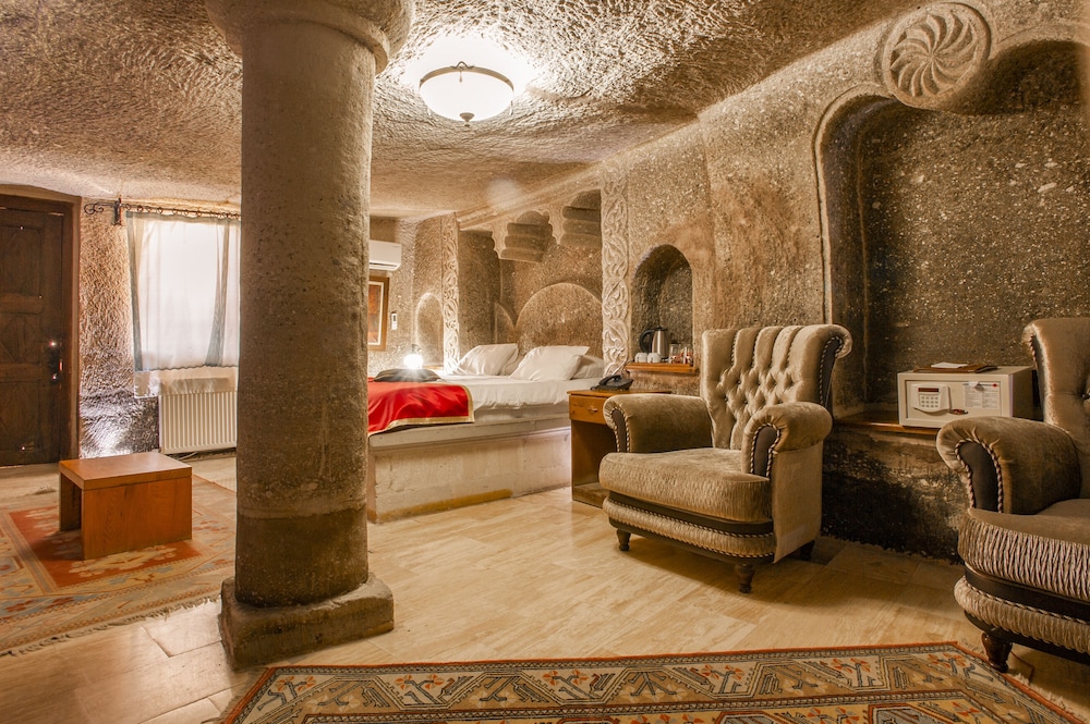 Ottoman Cave Suites 57/77