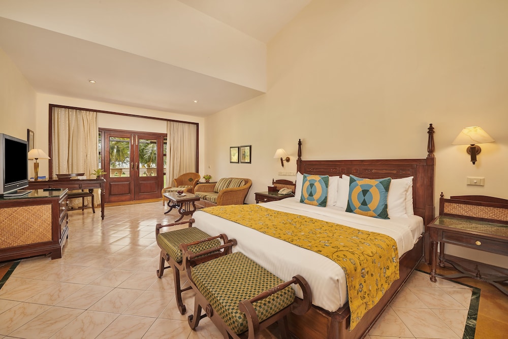 The Lalit Golf And Spa Resort Goa 18/50