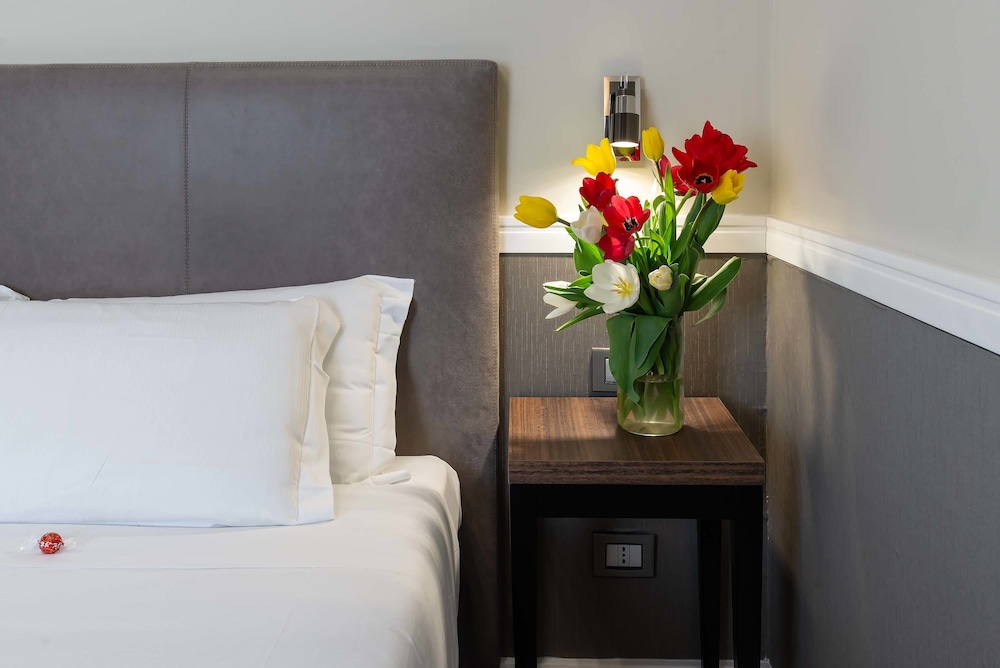 Fragrance St Peter Hotel 31/70