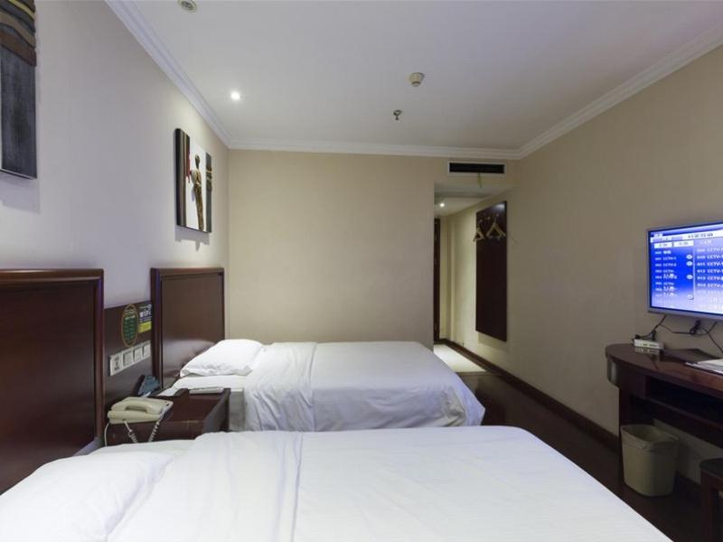 GreenTree Inn Jiangxi Yingtan Railway Station Square Business Hotel 10/58