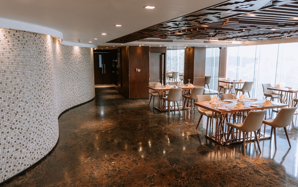 THE PENINSULA CHITTAGONG 46/60