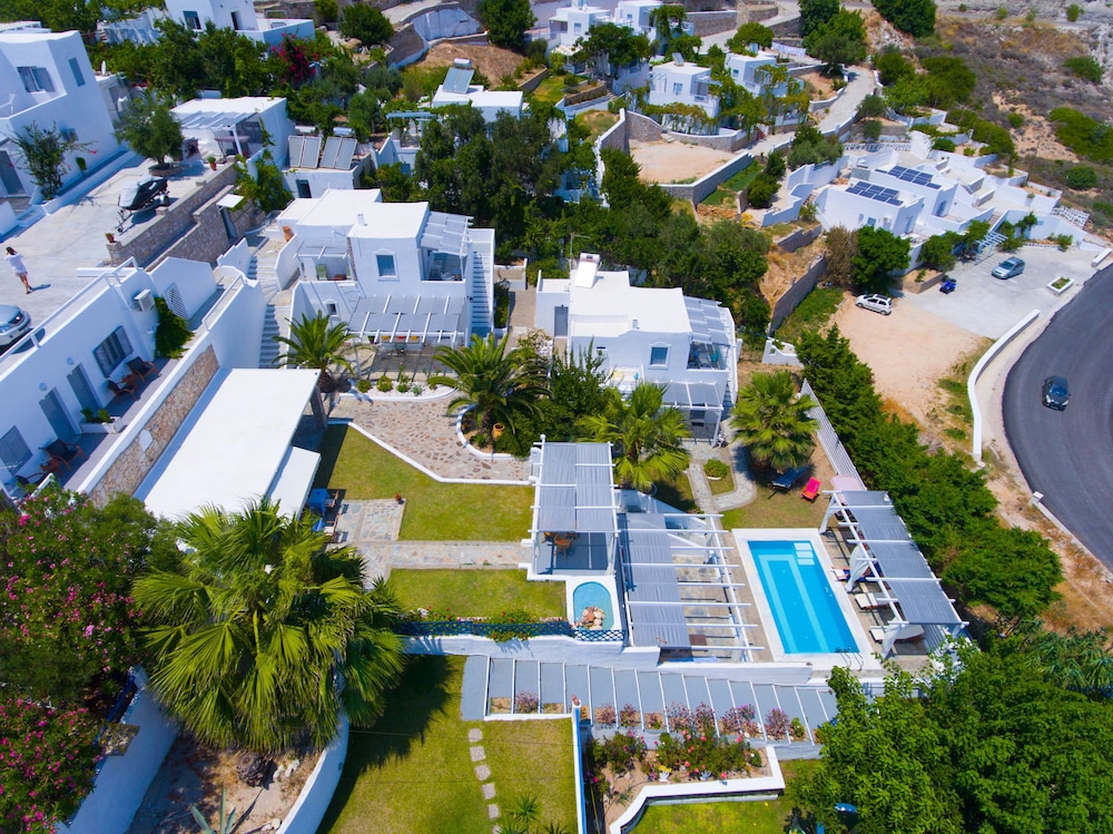 Alexandros Village 36/50