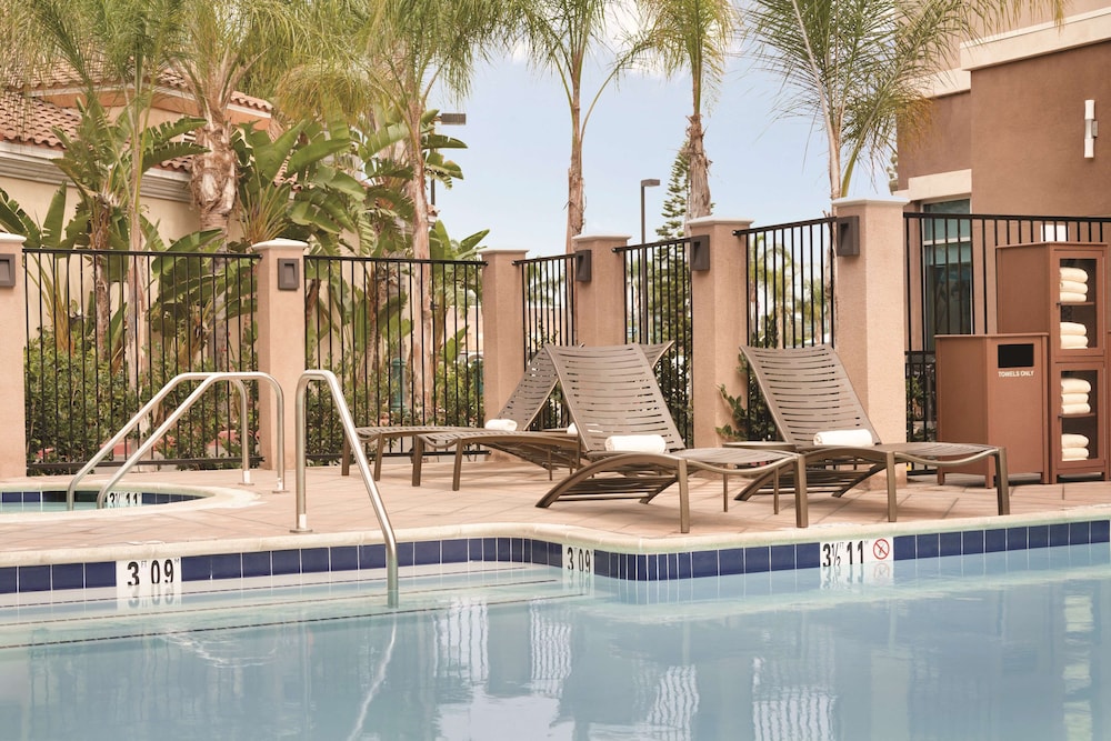 Hyatt Place At Anaheim Resort Convention Center