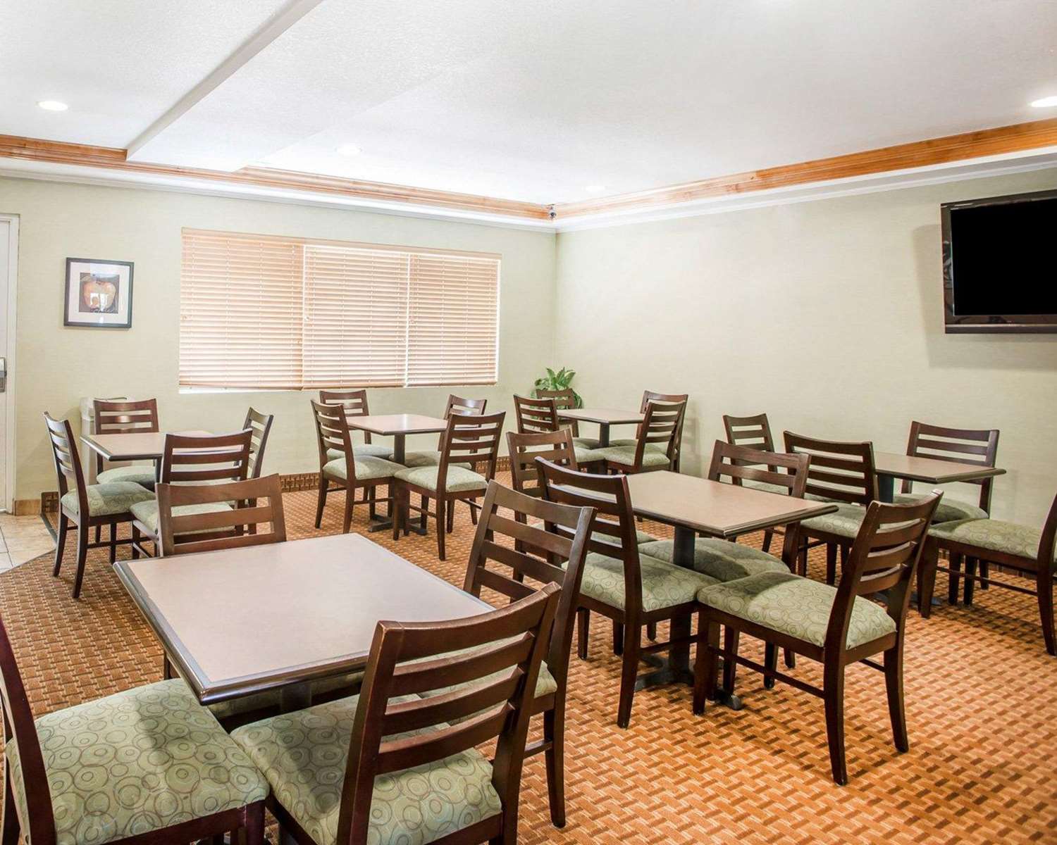 Garner Hotel Denver Airport Area 16/20