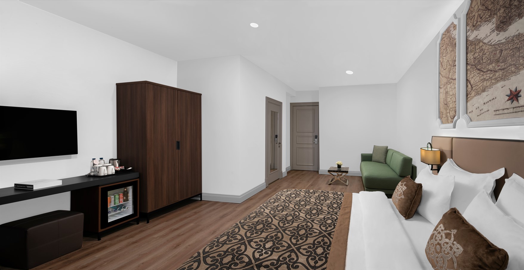 DELUXE SUITE NO VIEW TWIN + SOFA
