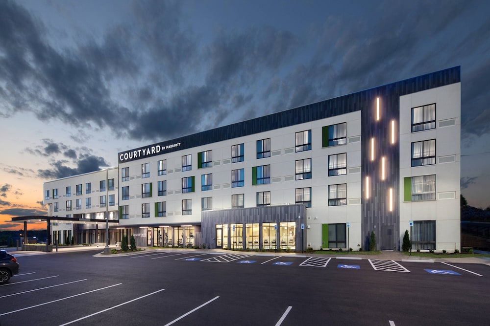 Hotel Courtyard By Marriott Russellville in RUSSELLVILLE - AR
