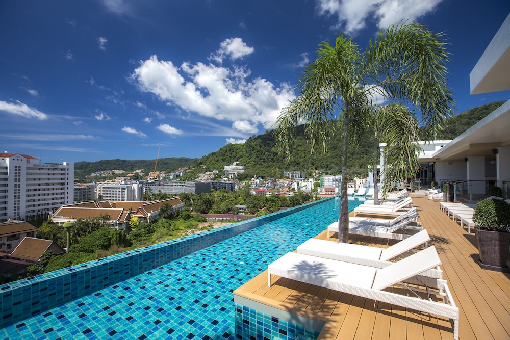 The Marina Phuket Hotel 45/54