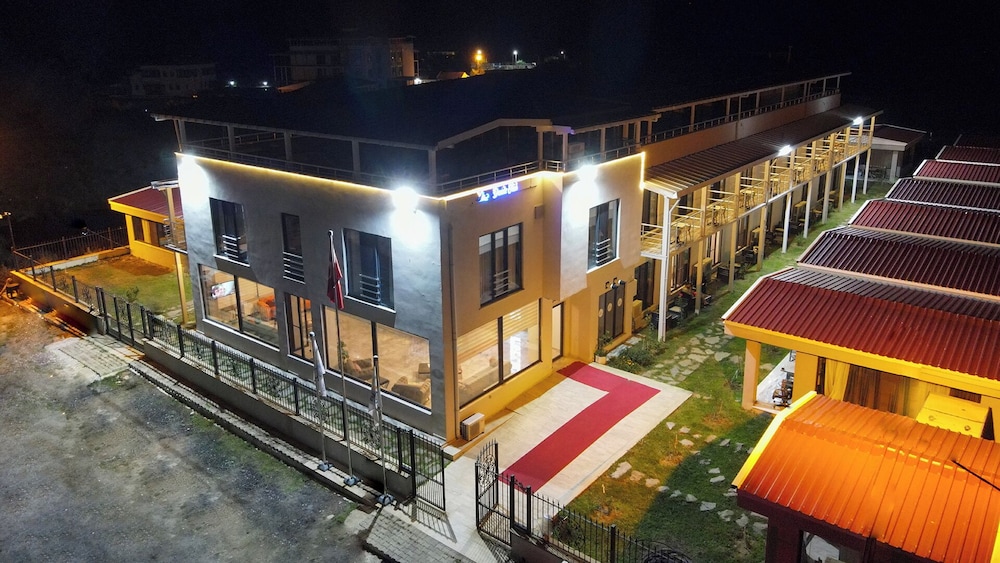 Yalikoy Deniz Otel 2/50