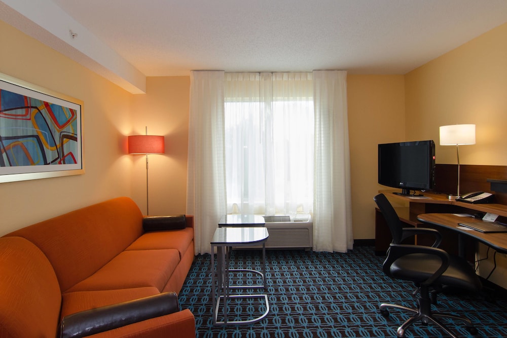 Fairfield Inn Hartsville 24/26