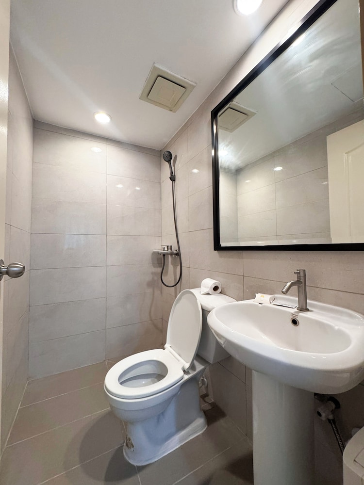 Palladium Suites 45/49